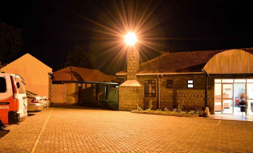 undefined Fourth Parklands Guest House & Conference 3