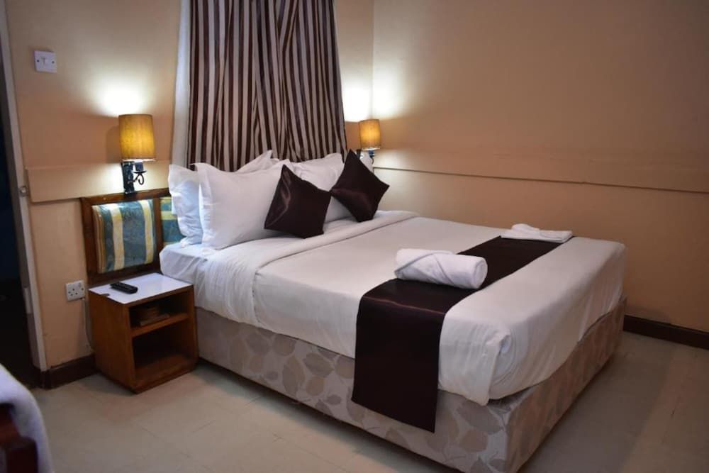 undefined Impala Hotel 2