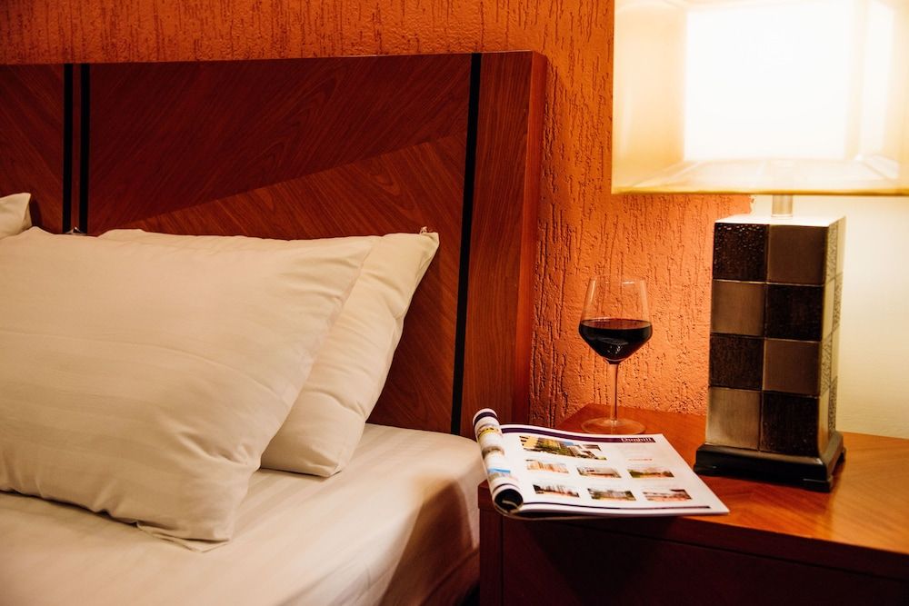 GemSuites State House Apartment, 2 Bedrooms 8