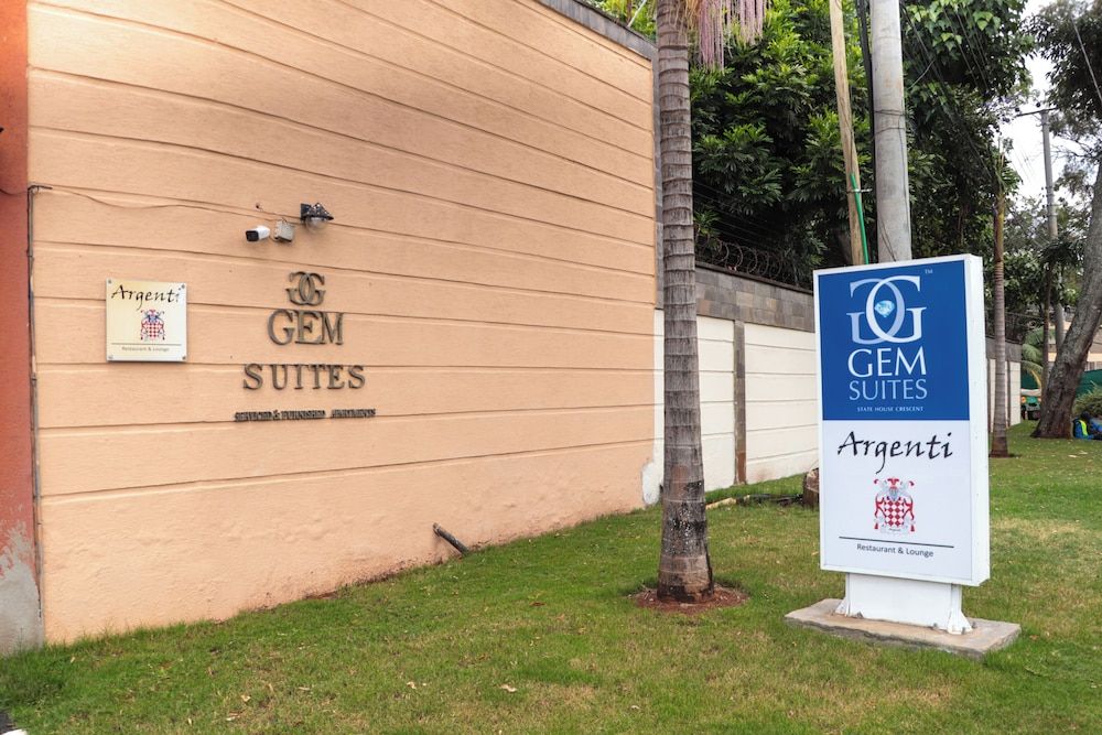 undefined GemSuites State House 10