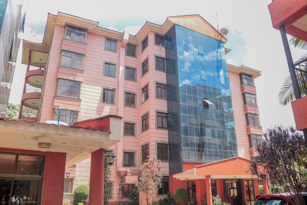 undefined GemSuites State House 4