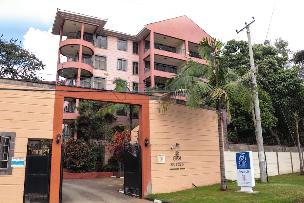 undefined GemSuites State House 9