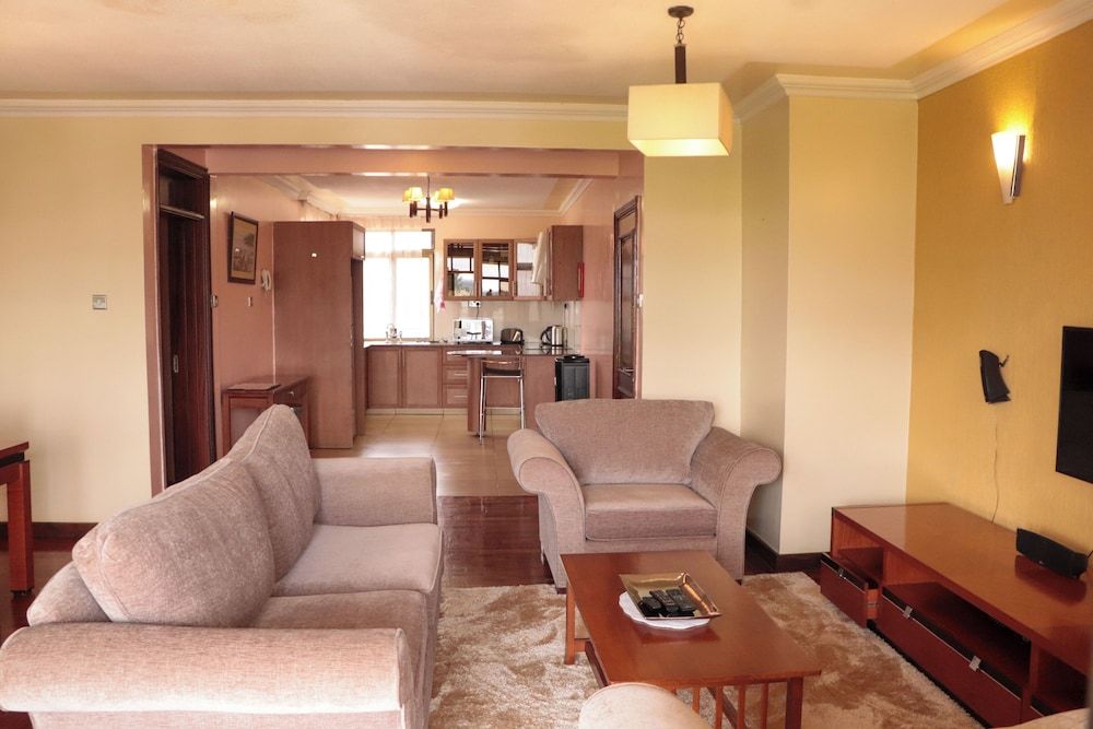 undefined GemSuites State House 2