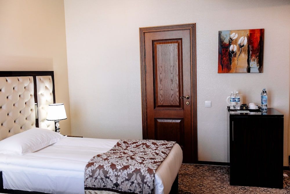 Plaza Hotel Bishkek Standard Double Room Single Use 6