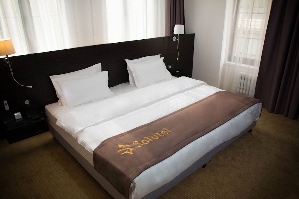 Solutel Deluxe Double or Twin Room