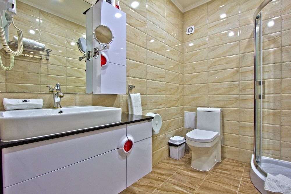 Deluxe Room, 1 King Bed