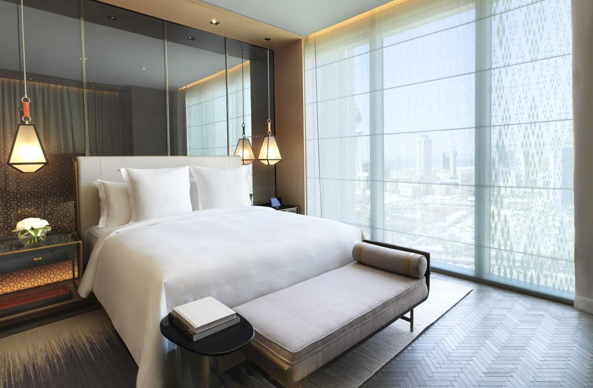 Diplomatic Suite King Bed