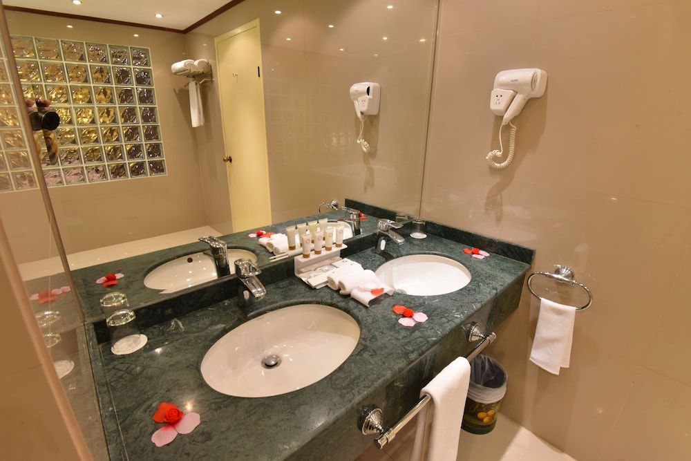 Inn & Go Kuwait Plaza Hotel Executive King Room 22