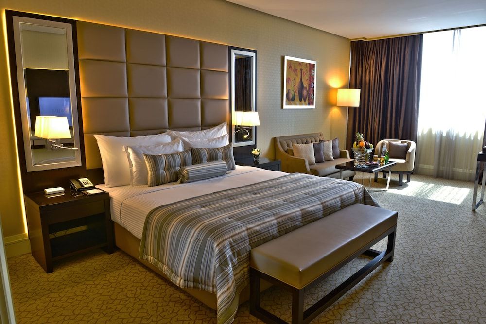 Millennium Hotel and Convention Centre Kuwait Standard Single Room, 1 King Bed 3
