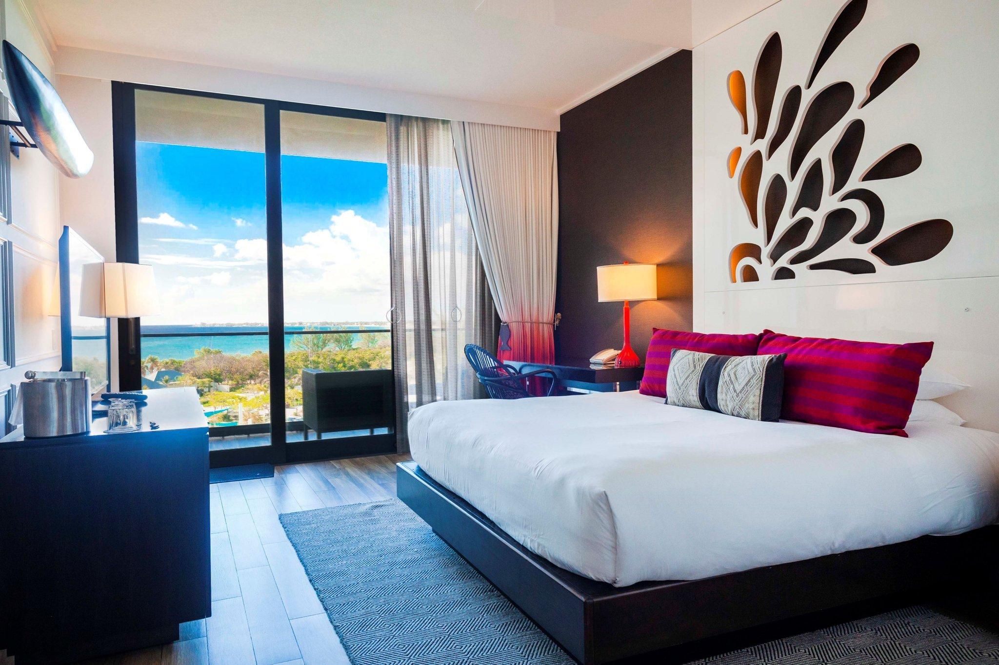 1 Bedroom Family Suite Ocean View