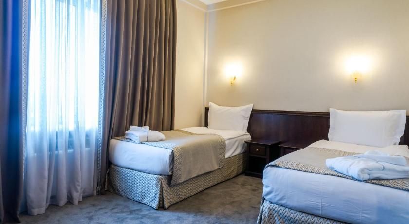 Royal Palace Hotel Standard Twin Room