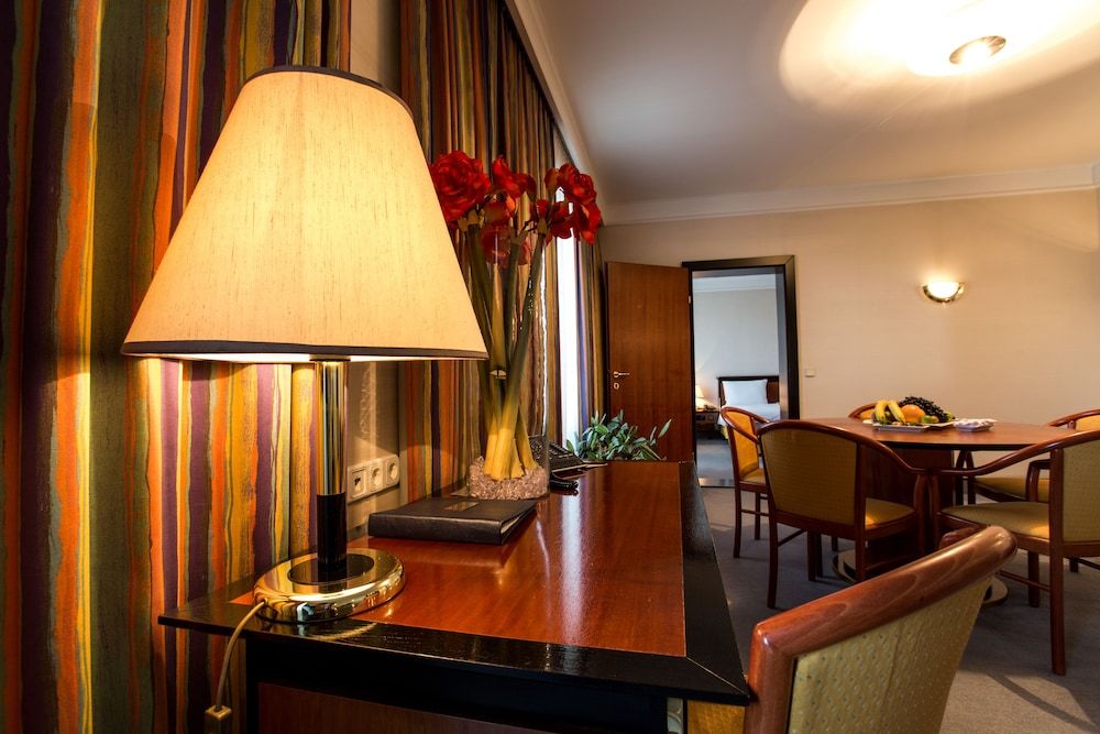 undefined Rahat Palace Hotel 10