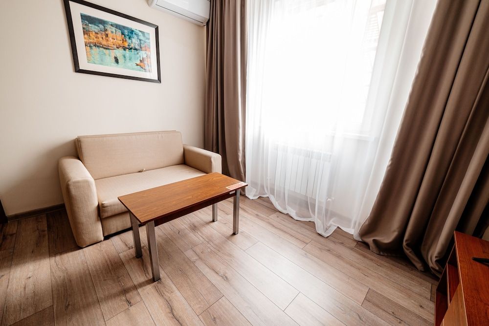 Chagala Uralsk Hotel Superior Apartment 13