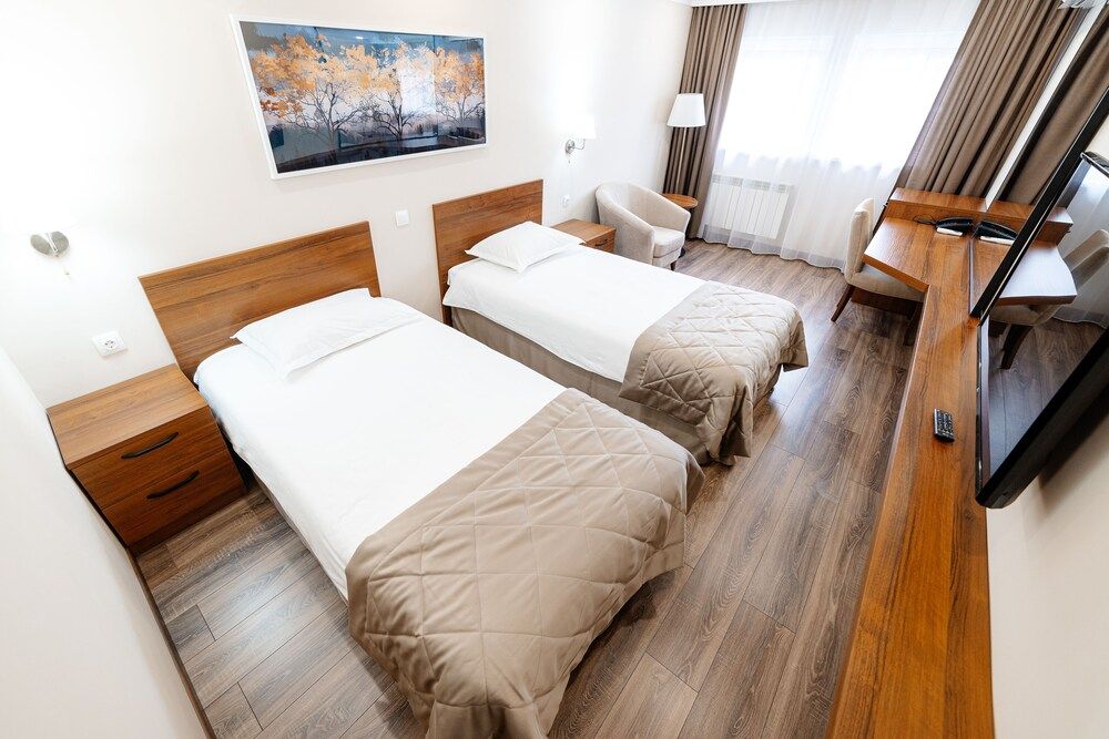 Chagala Uralsk Hotel Standard Twin Room 4