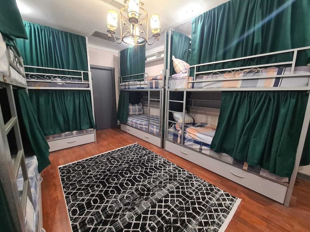 Basic Shared Dormitory, Shared Bathroom
