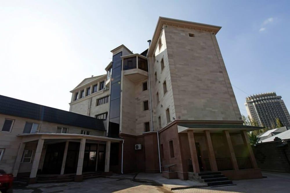 undefined Hotel Alma 5