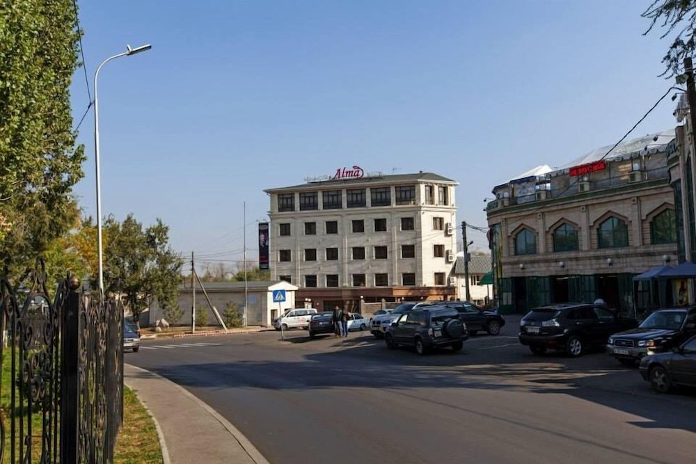 undefined Hotel Alma 6