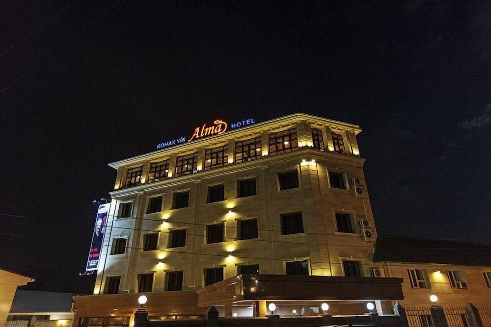 undefined Hotel Alma 7