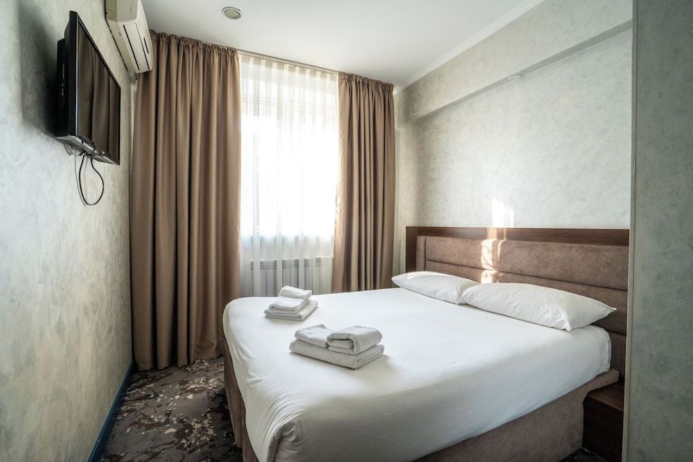 Hotel MILDOM Express Double or Twin Room, City View 4