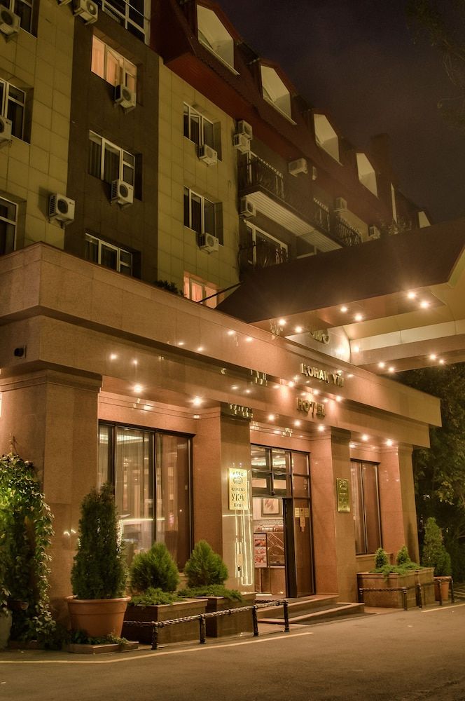 Uyut Hotel