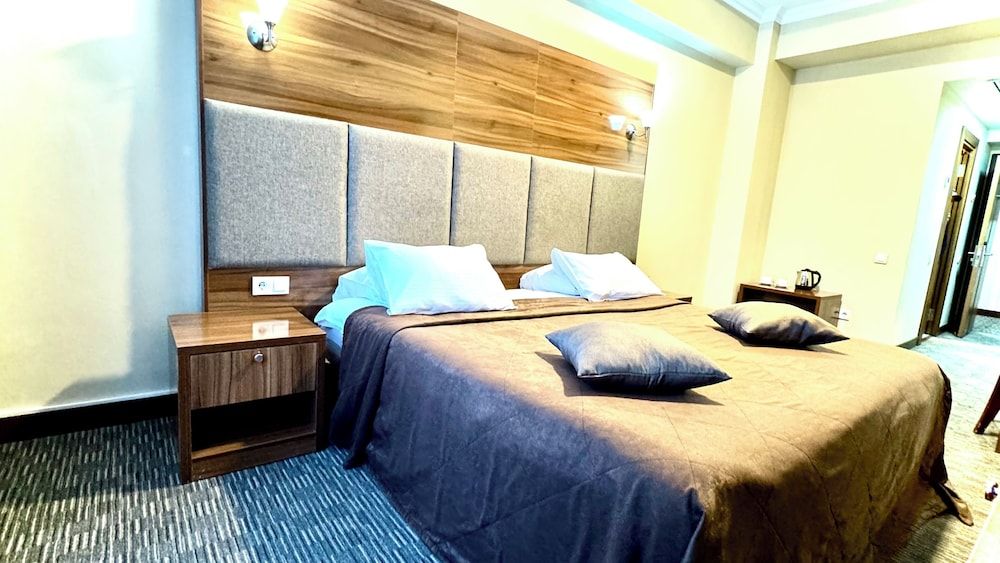 Grand Hotel Eurasia Budget Double Room 28