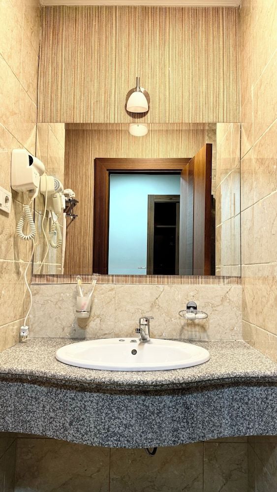 Grand Hotel Eurasia Budget Double Room 41
