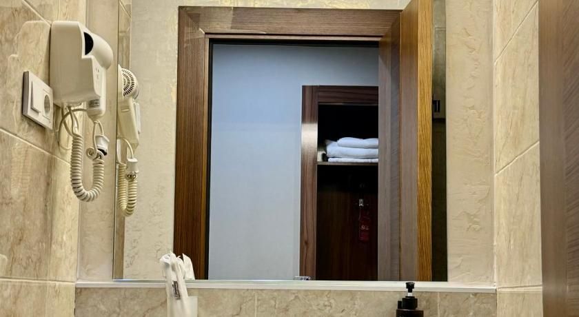 Grand Hotel Eurasia Budget Double Room 14