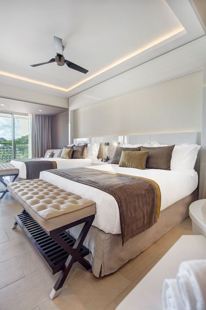 Luxury Junior Suite Ocean View