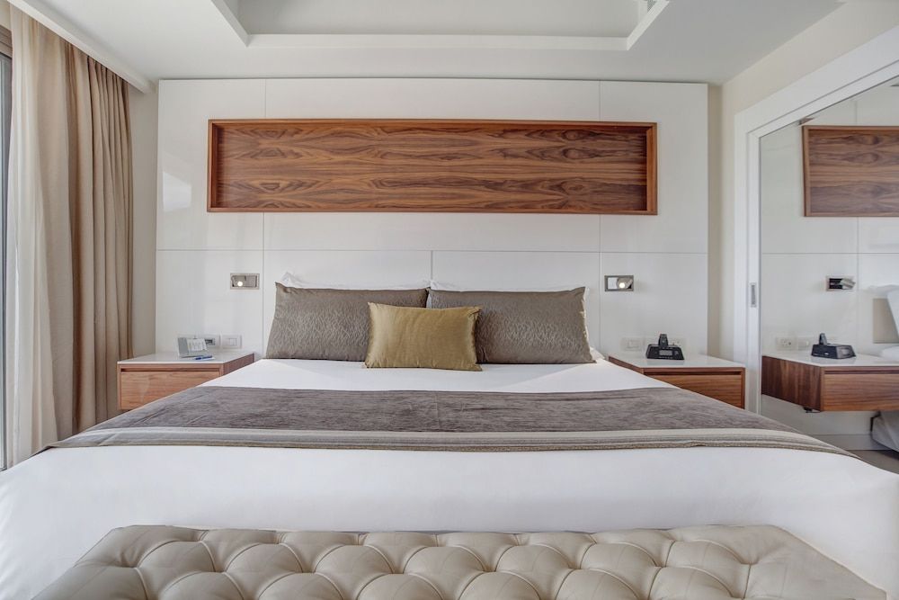 Luxury Family Suite Ocean View