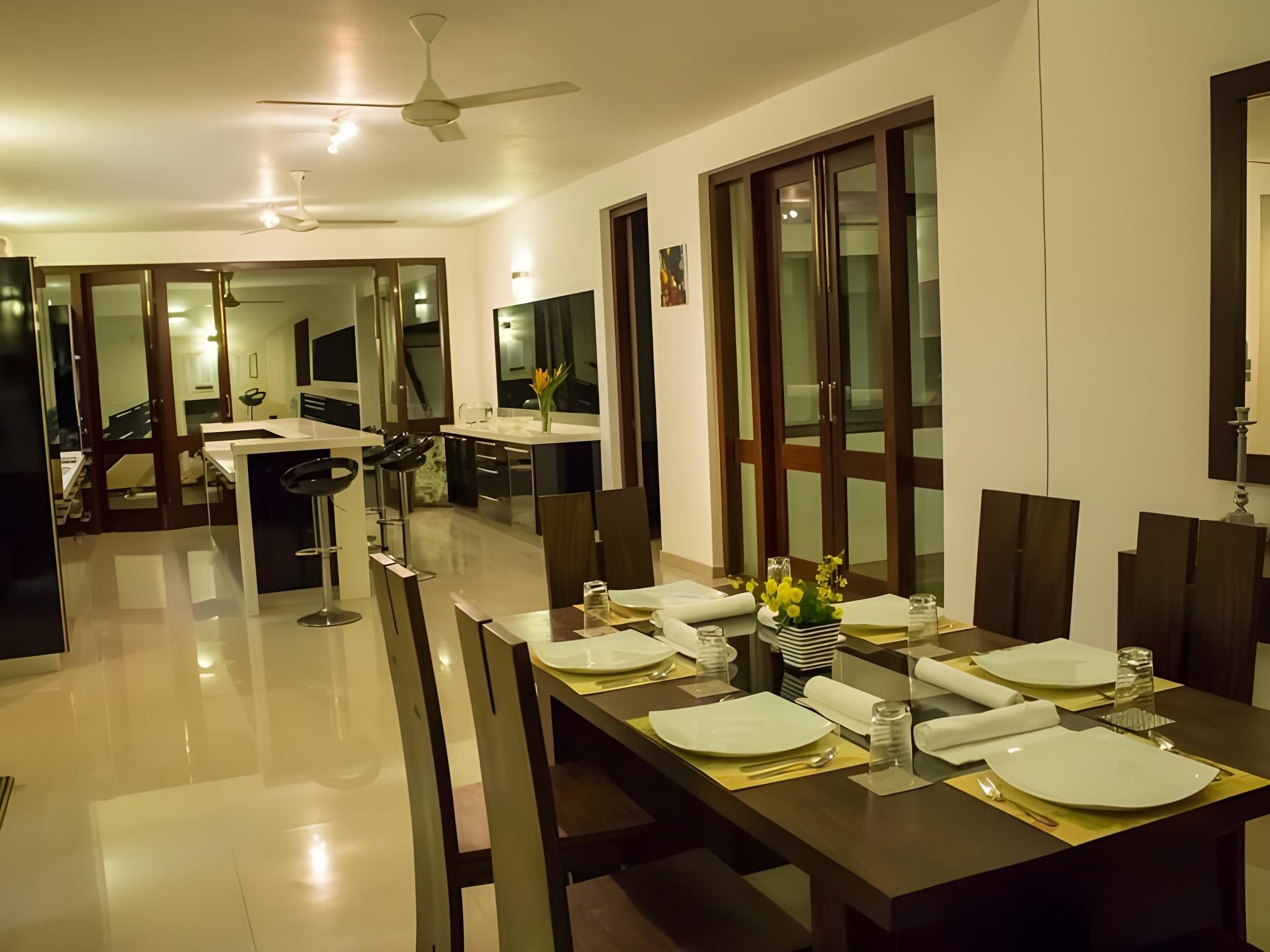 undefined Villa Upper Dickson 10