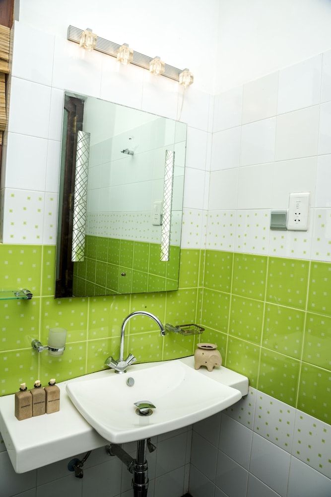 Villa Upper Dickson Deluxe Double Room 8