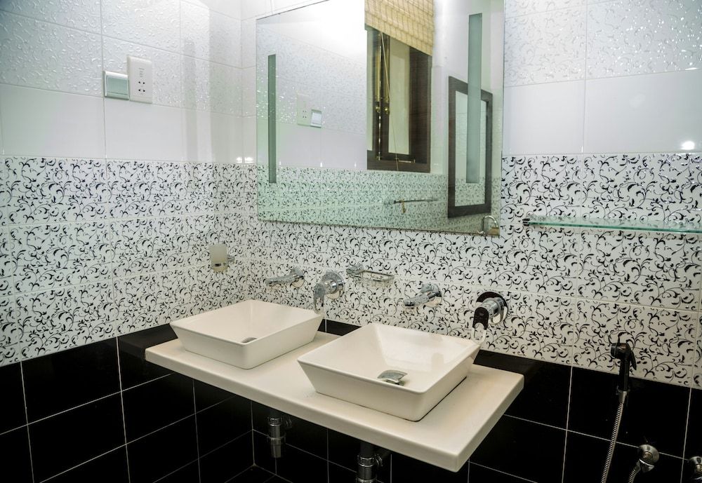 Villa Upper Dickson Deluxe Double Room 6