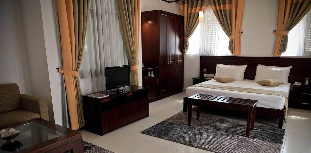 Lavendish Okrin Hotel Deluxe Double Room