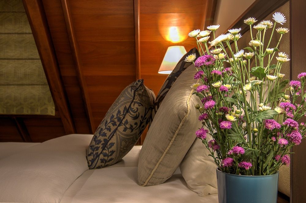 undefined Tea Plant Nuwara Eliya 4