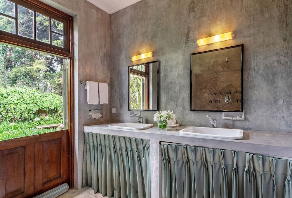 Anilana Craigbank East Room 4