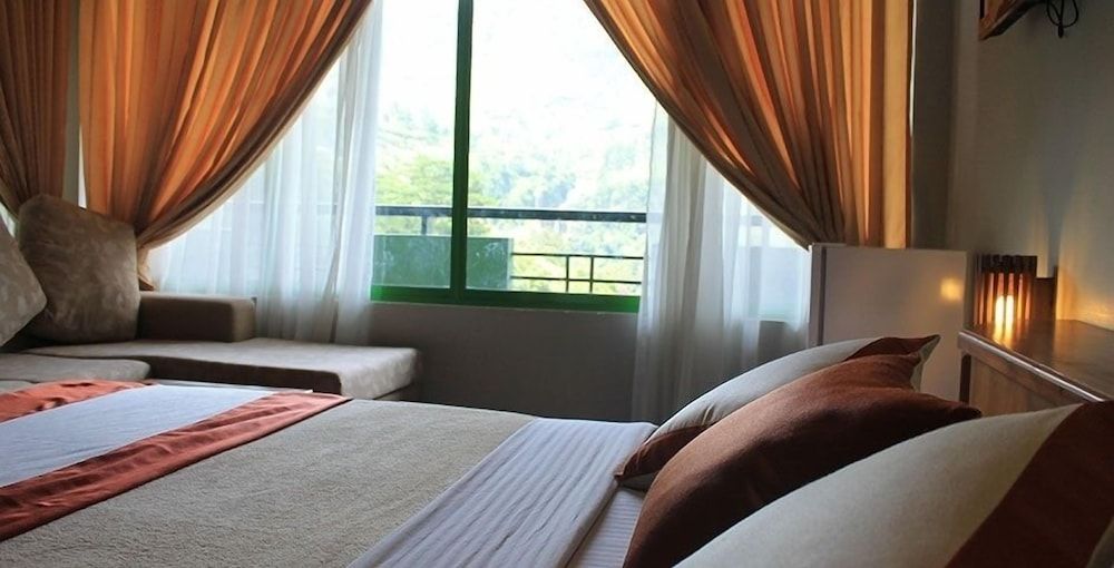 Ramboda Falls Hotel Standard Double Room, Garden Area 2