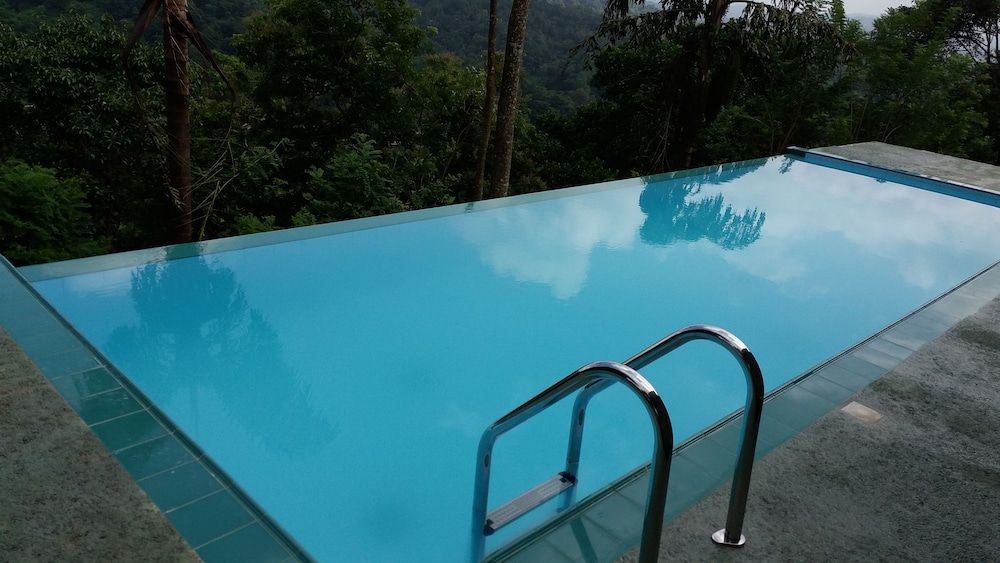 undefined Emerald Hill Hotel 5