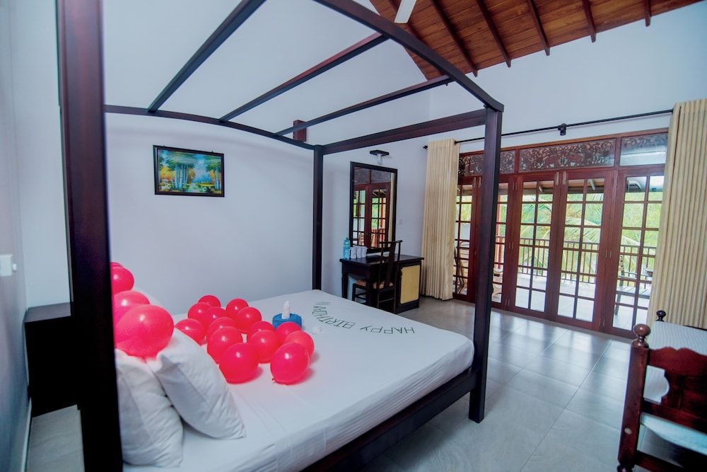 Lagoon Bentota Luxury Room, 1 Bedroom, Non Smoking, River View 3