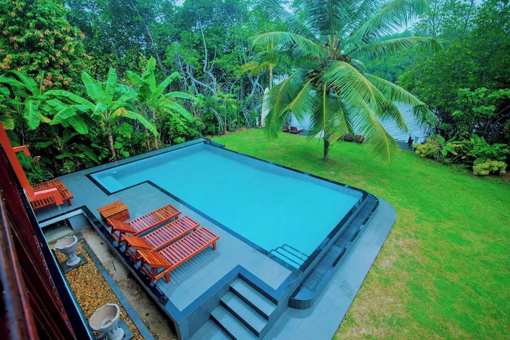 Lagoon Bentota