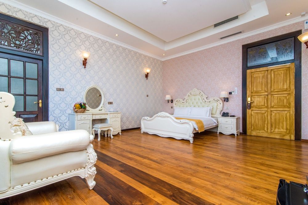 Exclusive Suite, 2 Bedrooms, Balcony, Sea View