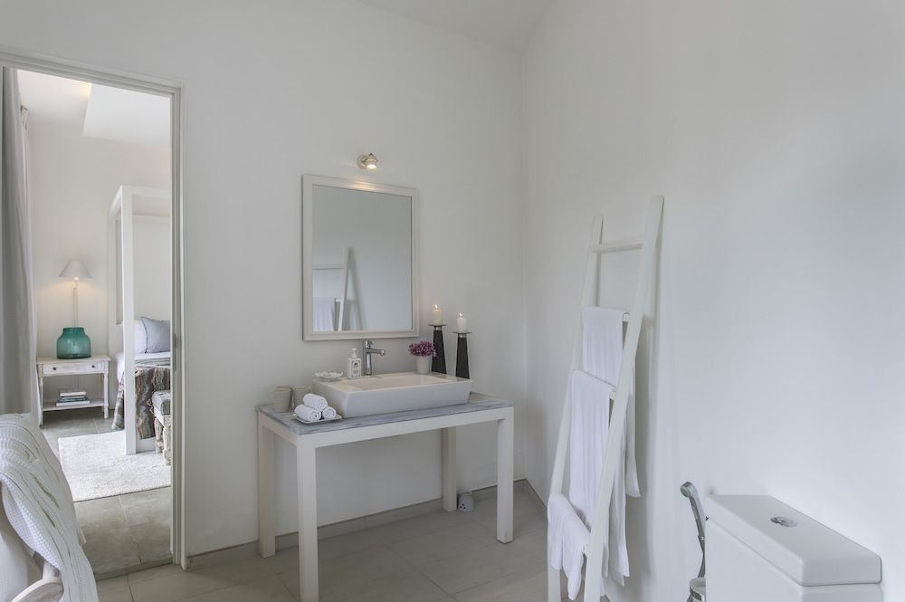 The Sandals By Edwards Collection Superior Suite, Sea View 3