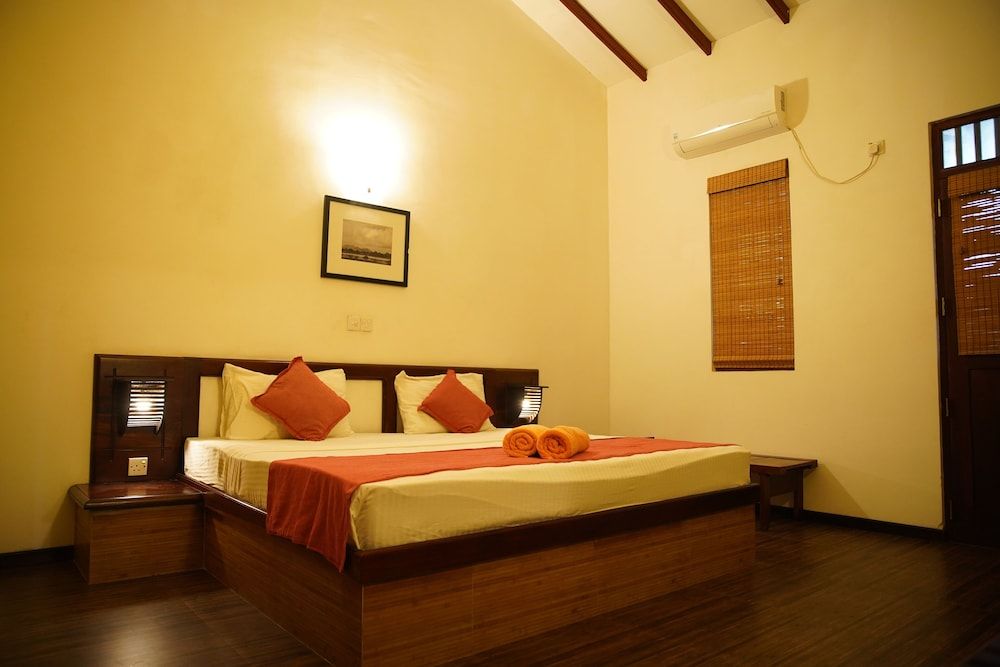 Deluxe Double Room, Pool View