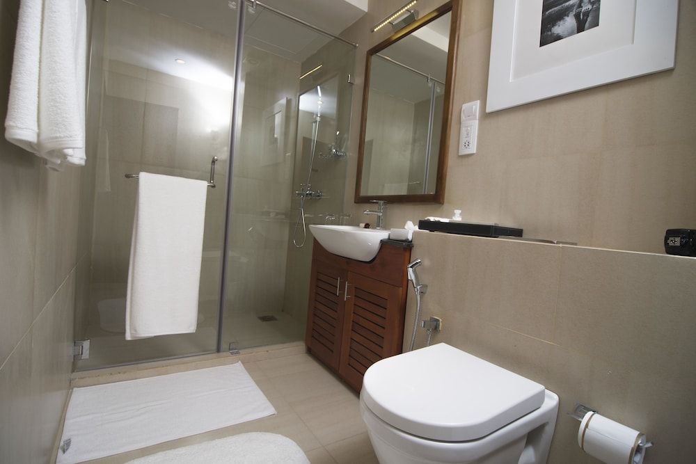 undefined Platinum One Suites 10