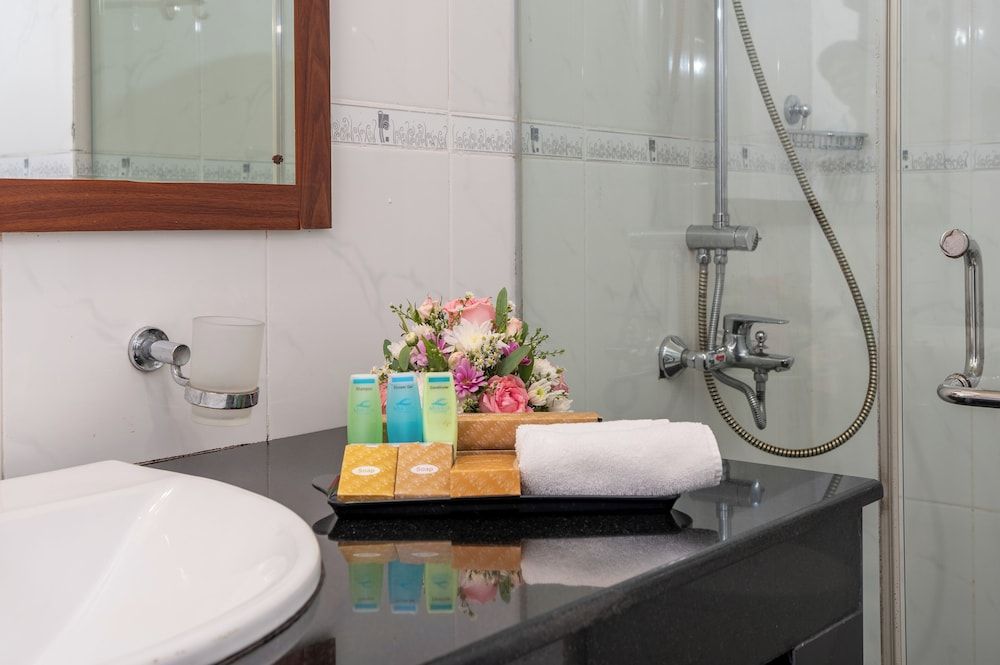 Mirage Colombo Hotel Standard Room 10