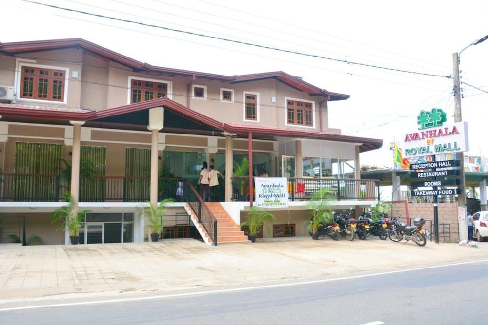undefined Avanhala by Royal Mall
