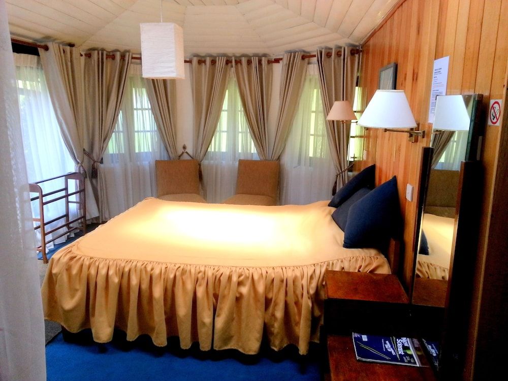 undefined Meenaella Colonial Bungalow 8