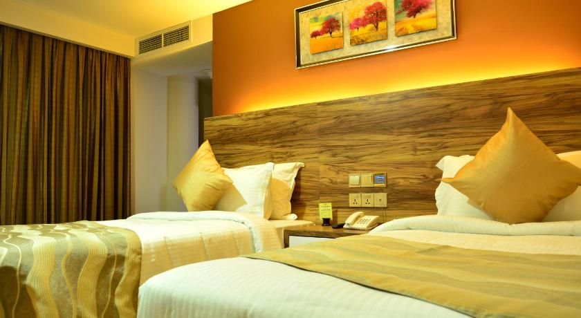 undefined Pearl City Hotel 9