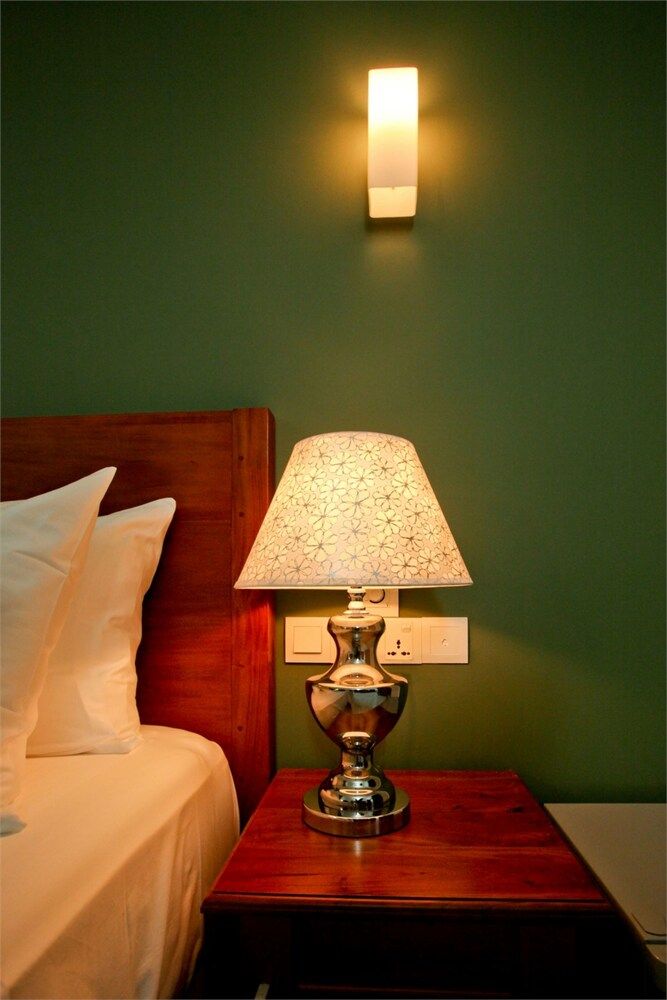 Hotel Travellers Nest Deluxe Double 3