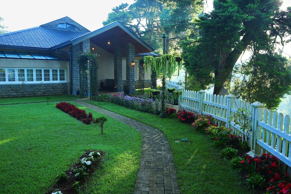 undefined The Firs 9