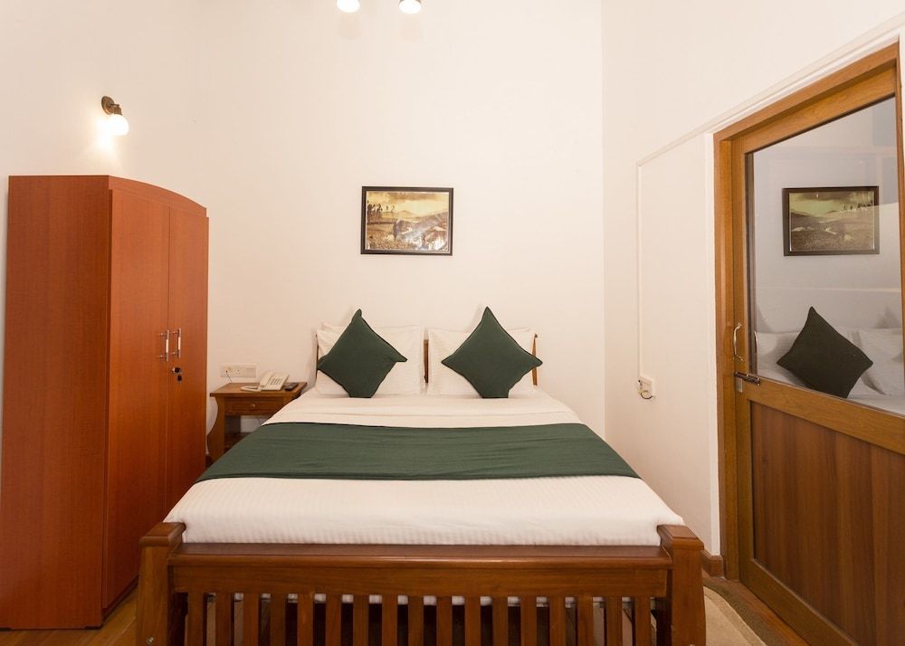 Bungalow By Camellia Romantic Double Room, Lake View 2